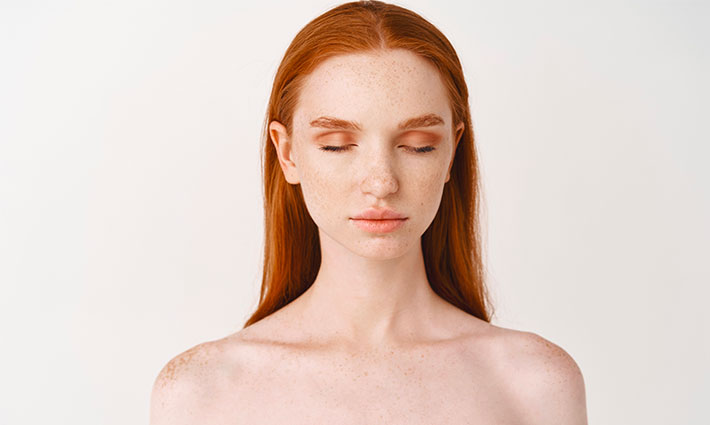 Bledá pleť? Zjistěte, jak jí navrátit jas i zdravý tón